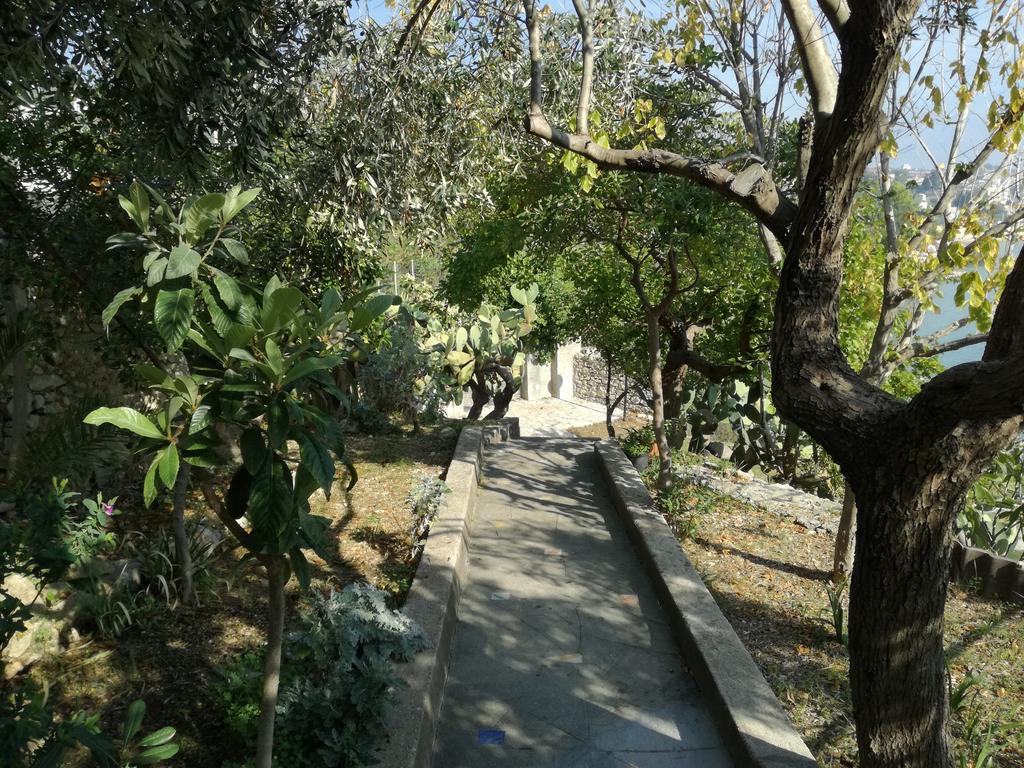 Villa Ninetta-Isabella ガエータ エクステリア 写真